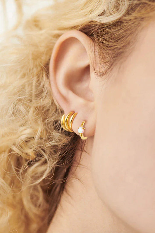 AURA-OPAL-DELICATE-HUGGIES