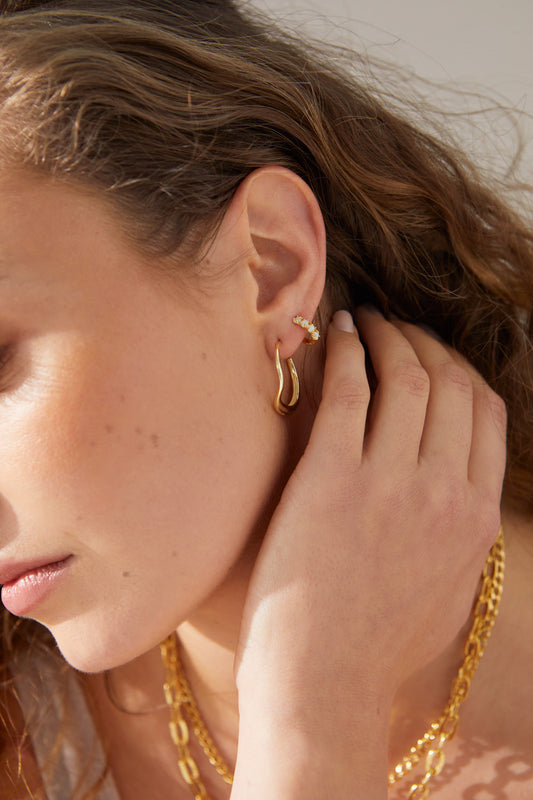 multi-opal-huggies-gold-minimal