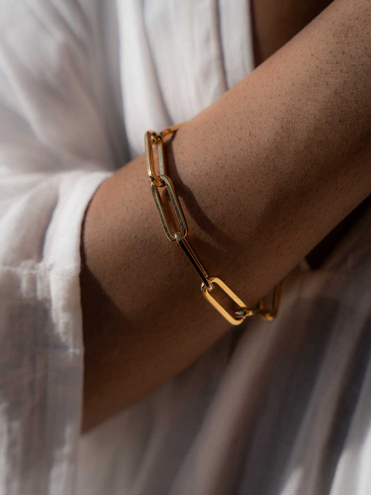 LUCY LARGE OVAL LINK BRACELET