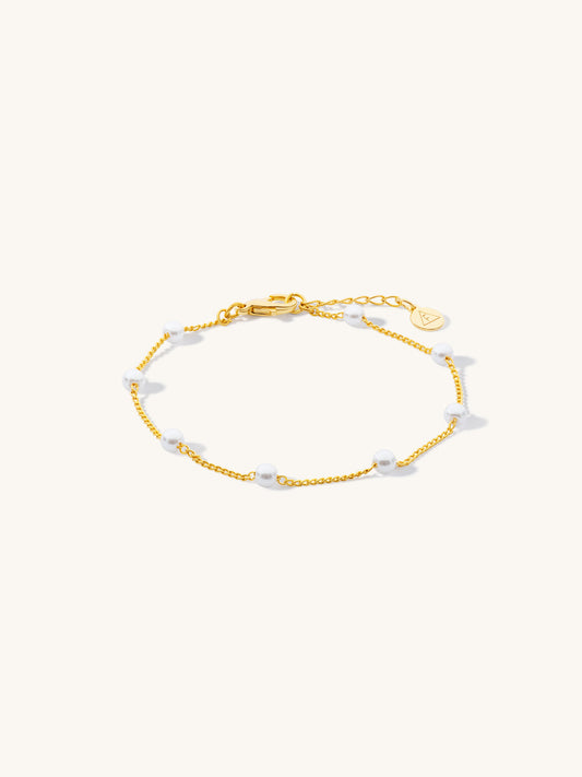 gaia-pearl-chain-delicate-bracelet